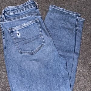 American Eagle Mom Straight Jeans 4Short